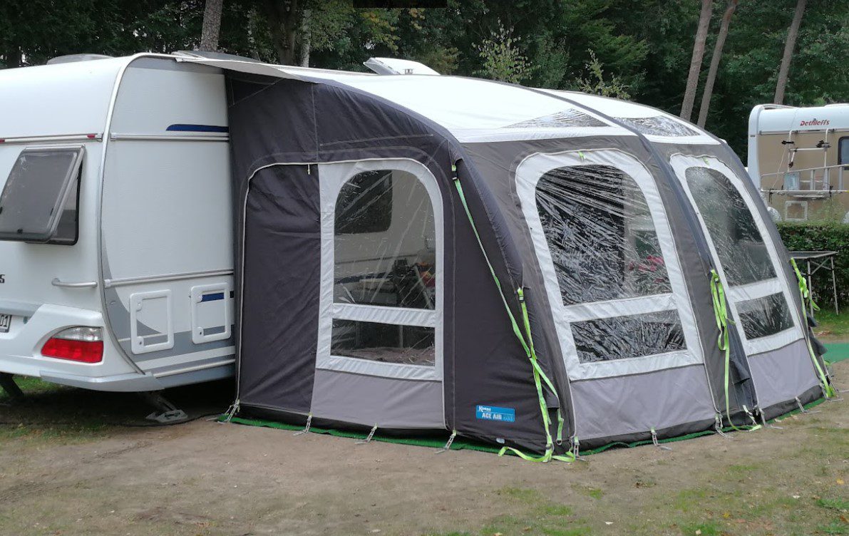 Luftvorzelt: Aufblasbares Vorzelt für Wohnwagen