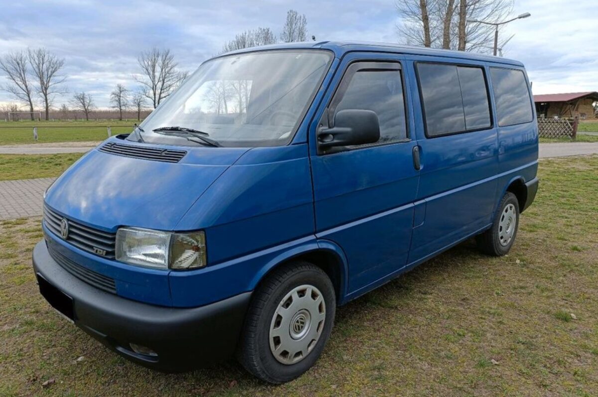 Genialer VW T4 Umbau: DIY-Camper in 8 Wochen!