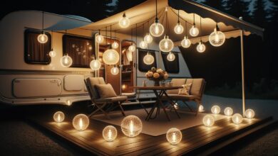Vorzelt Beleuchtung mit einer Lichterkette am Wohnwagen